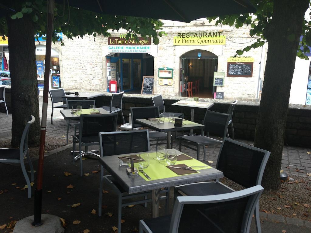 Hotel La Tour D'Auvergne Pont-lʼAbbé Εξωτερικό φωτογραφία